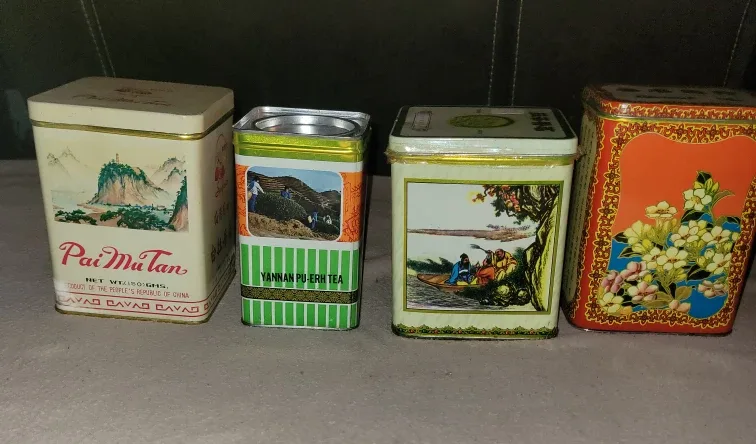 Vintage Tea - Set of Four 🥕🎯