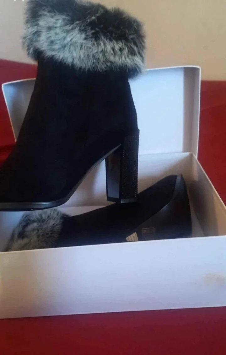 Black Suede Fur Trimmed Ankle Boots - photo 3