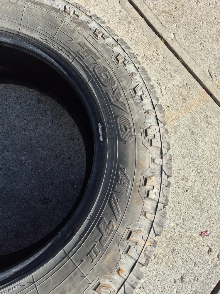 Toyo Open Country A/T3 285/55R20 one Tire image indicator(6)