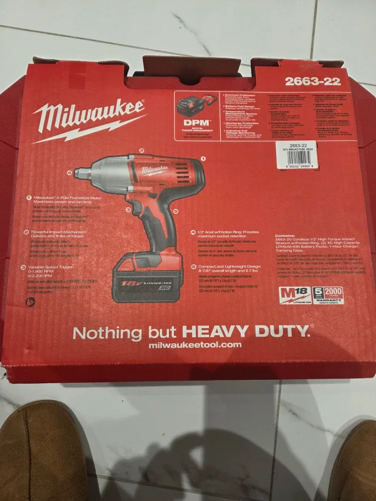 Milwaukee 2663-22 1/2" High Torque Impact Wrench Kit