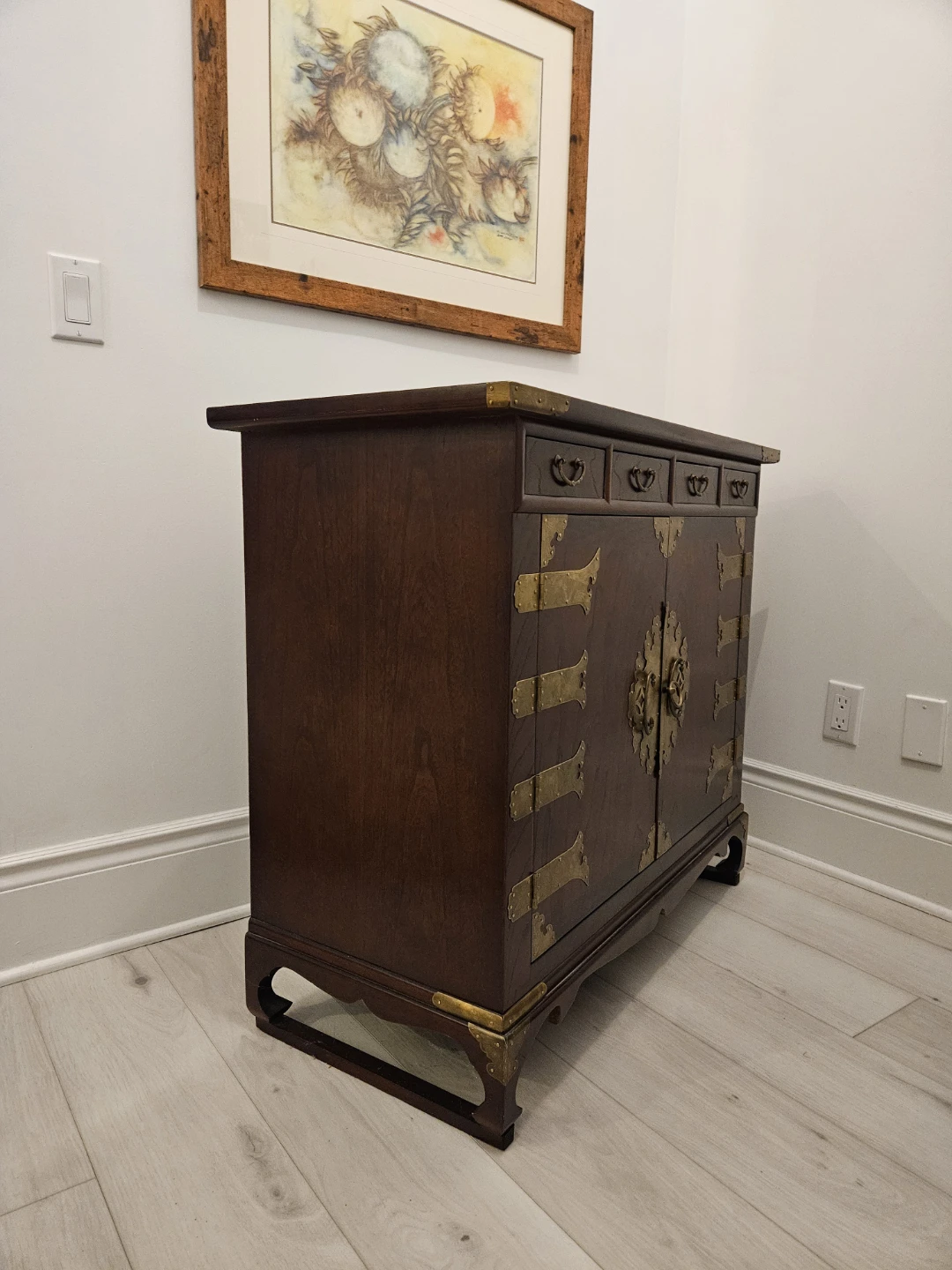 Antique-Style Wooden Cabinet - photo 2
