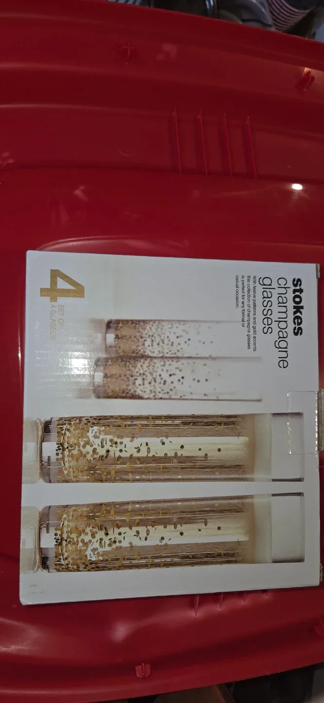 Stokes Champagne Glasses - Set of 4