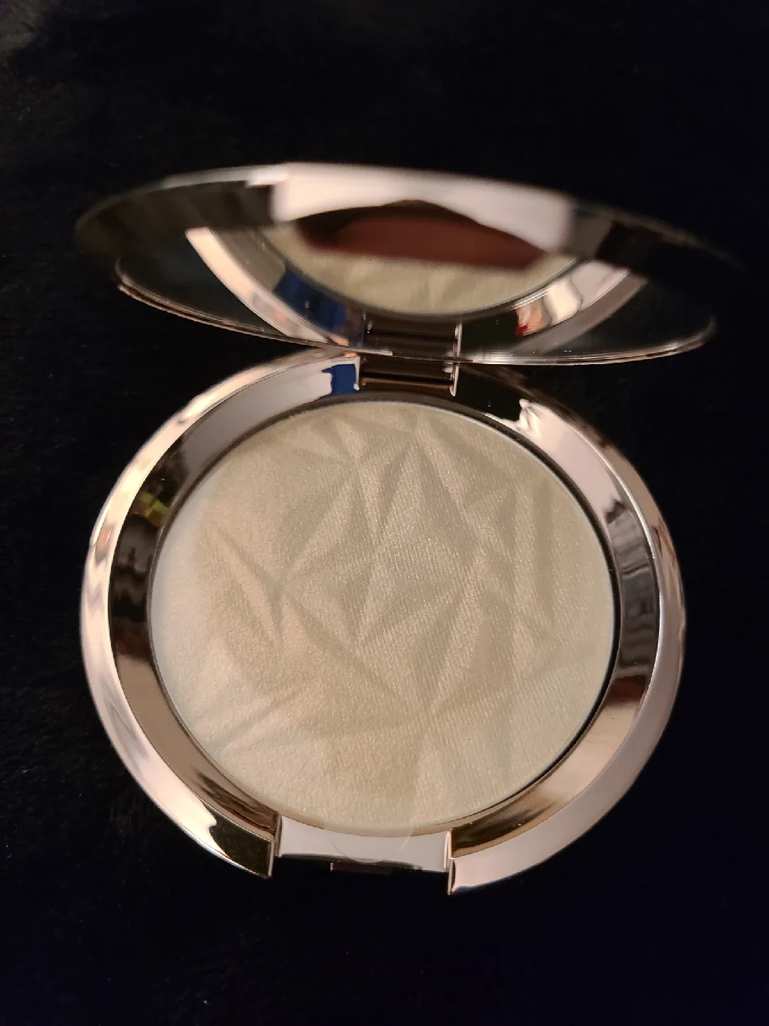 Becca Shimmering Skin Perfector - Vanilla Quartz thumbnail