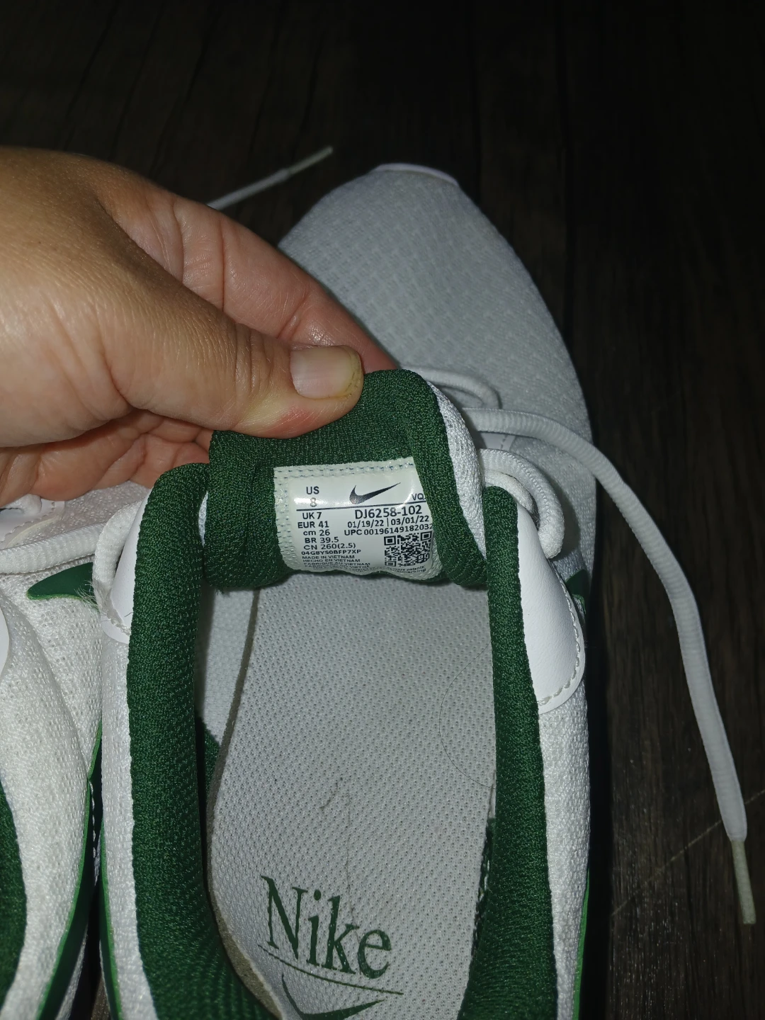 Nike Tanjun White/Green Shoes - US 7 - photo 2