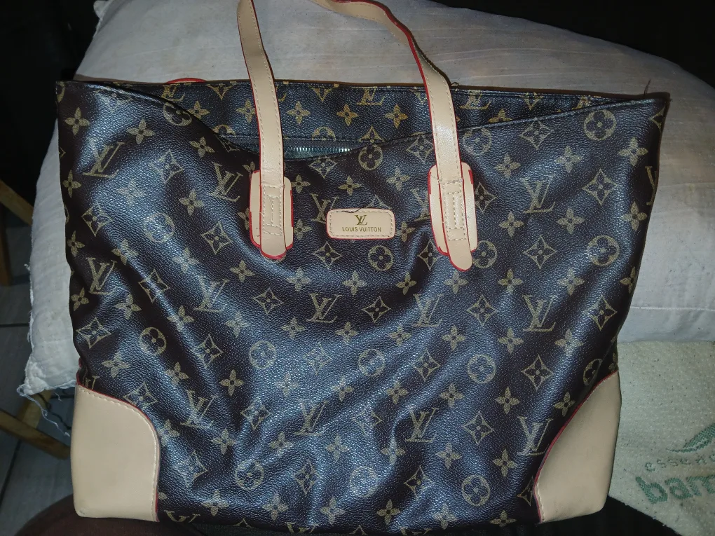 Louis Vuitton Monogram Canvas Tote Bag image indicator(2)