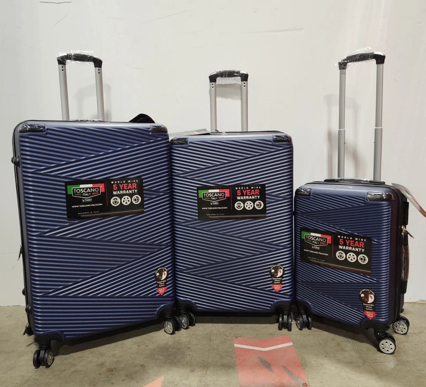 Toscano Hardside Luggage Large Medium Carry On Baggage On Sale - photo 3