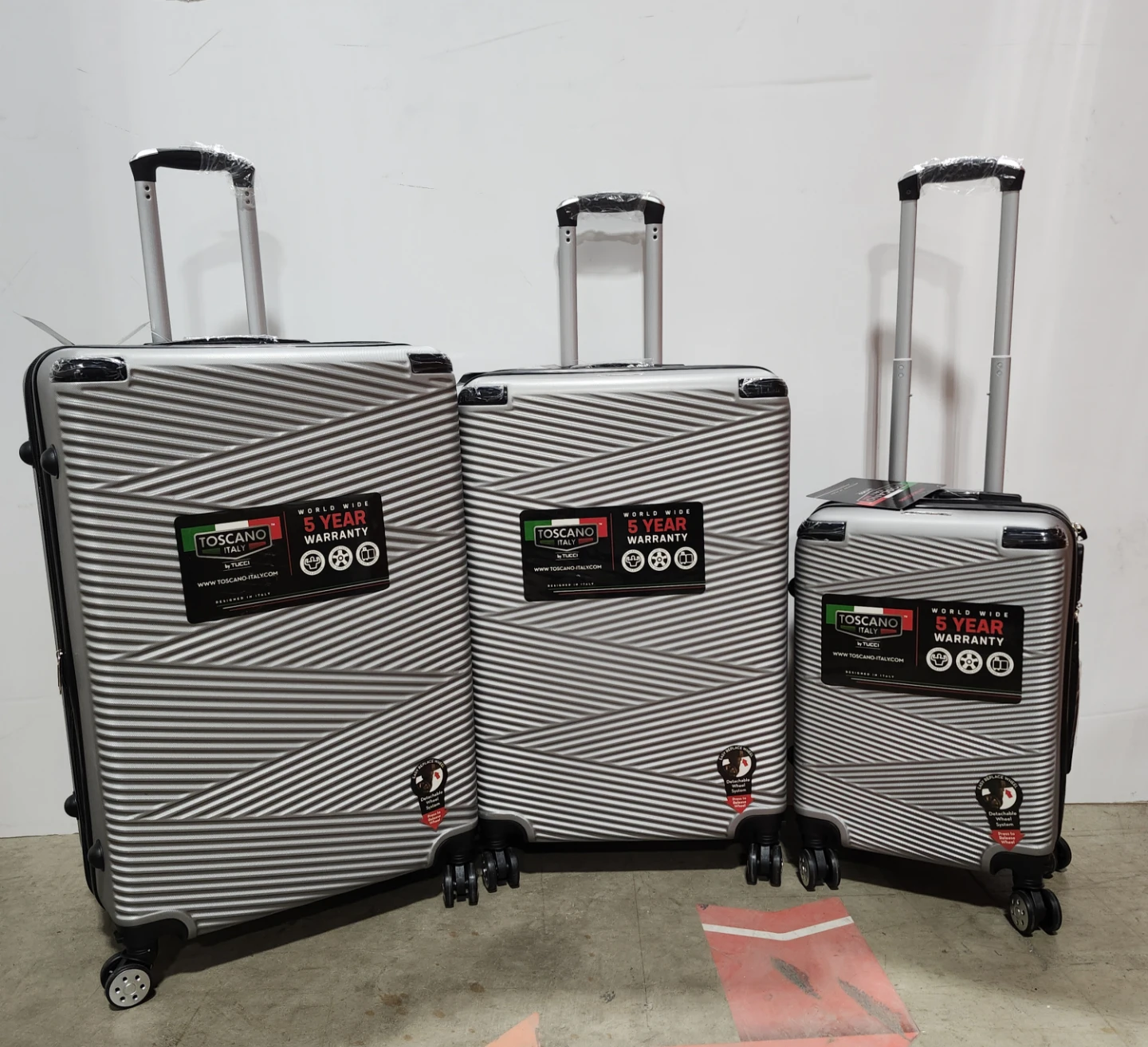 Toscano Hardside Luggage Large Medium Carry On Baggage On Sale - photo 4