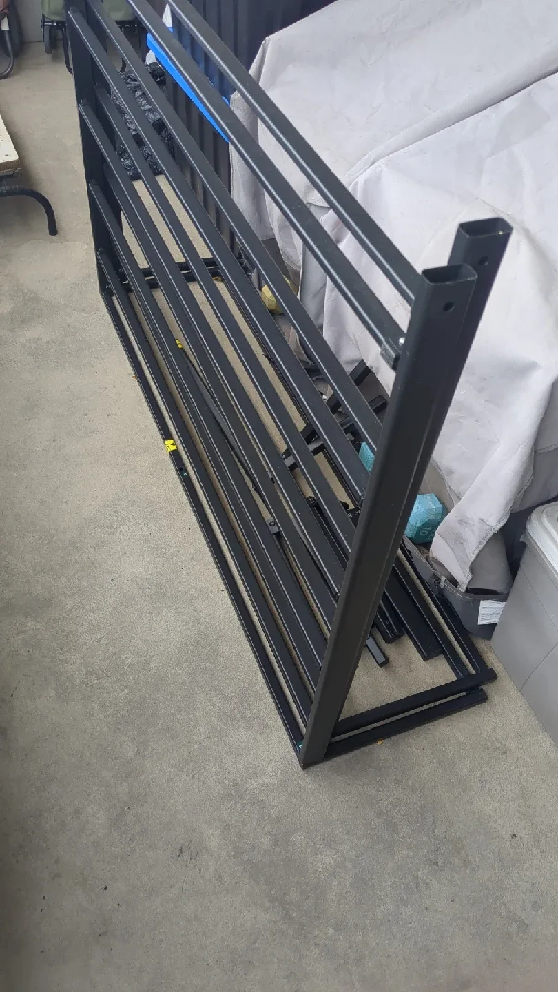 Black Metal Bed Frame image indicator(2)