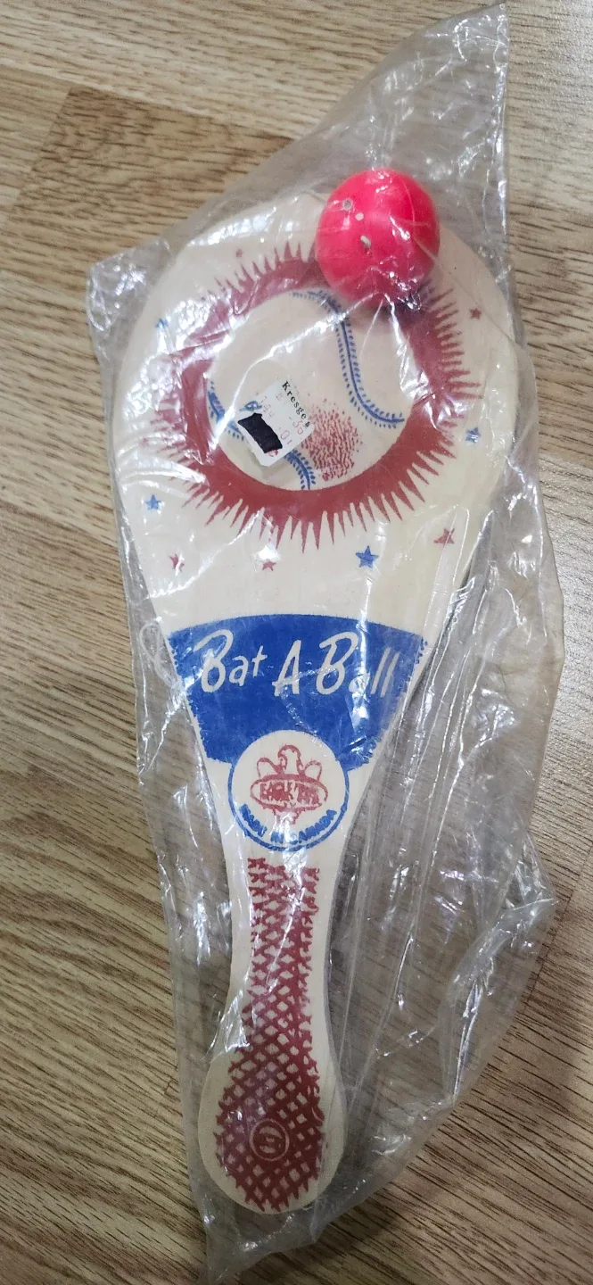 Vintage Bat A Ball Paddle Game - Made in Canada image indicator(2)
