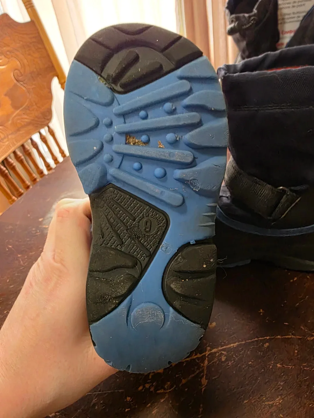 Kamik Size 9 Kids Winter Boots