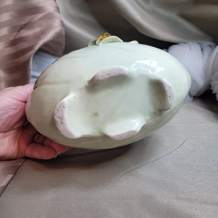 Beautiful Vintage 7" x 4 1/2" x 4" Ceramic Planter - photo 5