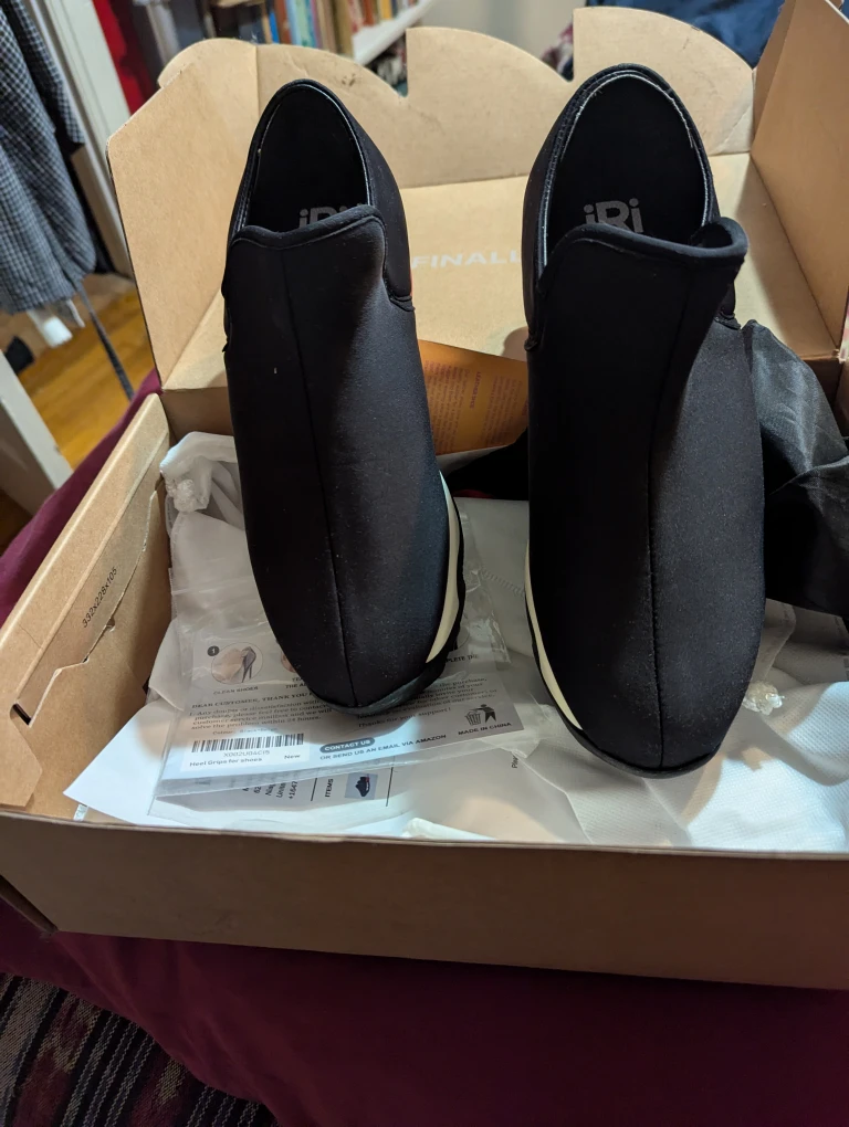Women's Shoes - photo 2