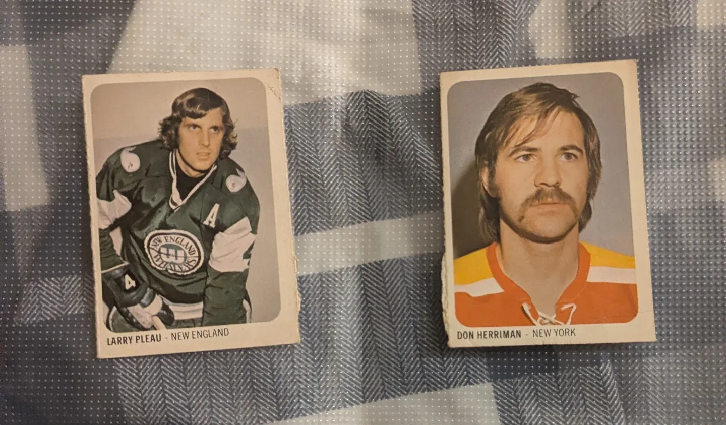 Vintage hockey cards either all together or seperate