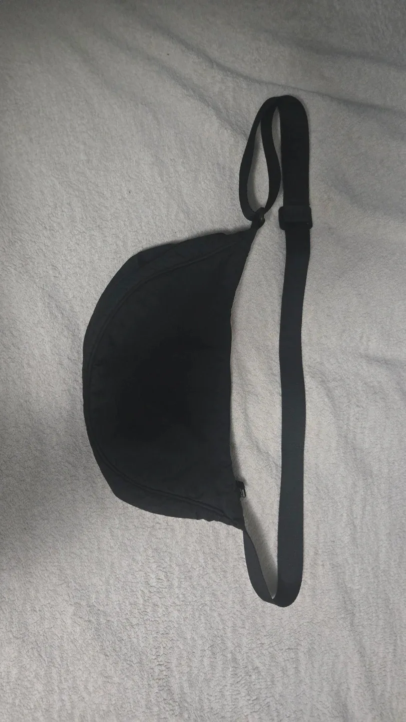 Uniqlo Black Nylon Shoulder Bag