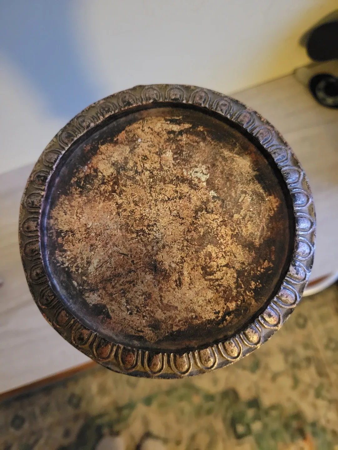 Green pillar candle holder with Ornate Base Resin image indicator(2)