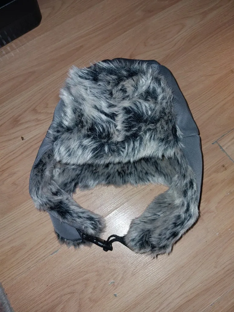 New Levi's Trapper Hat - Charcoal, S/M