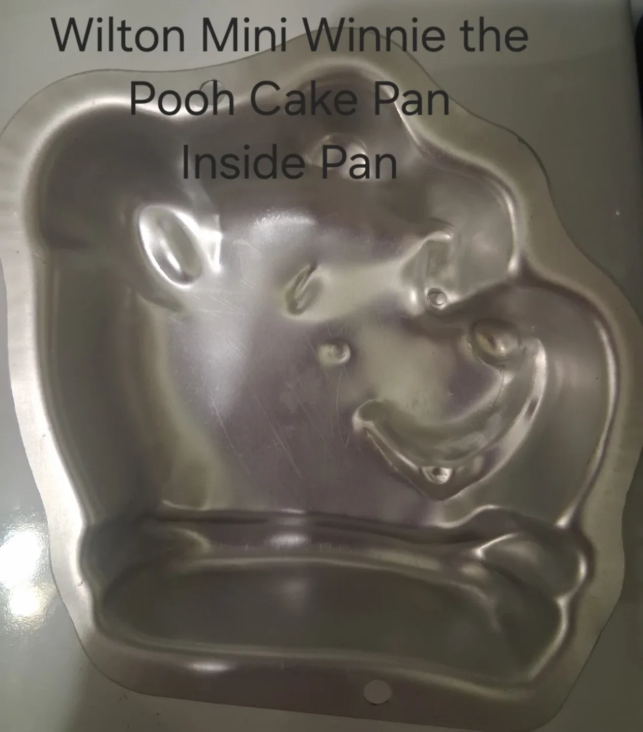 Wilton Mini Cake Pans - Winnie the Pooh & Pogo image indicator(3)