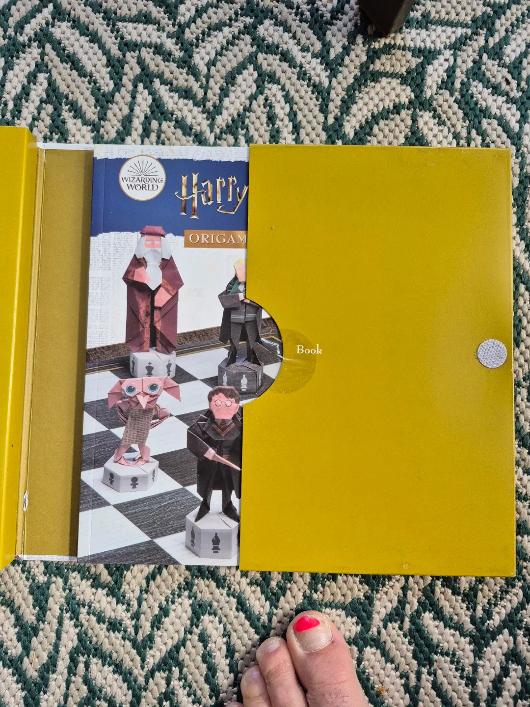 Harry Potter Origami Chess Set image indicator(4)