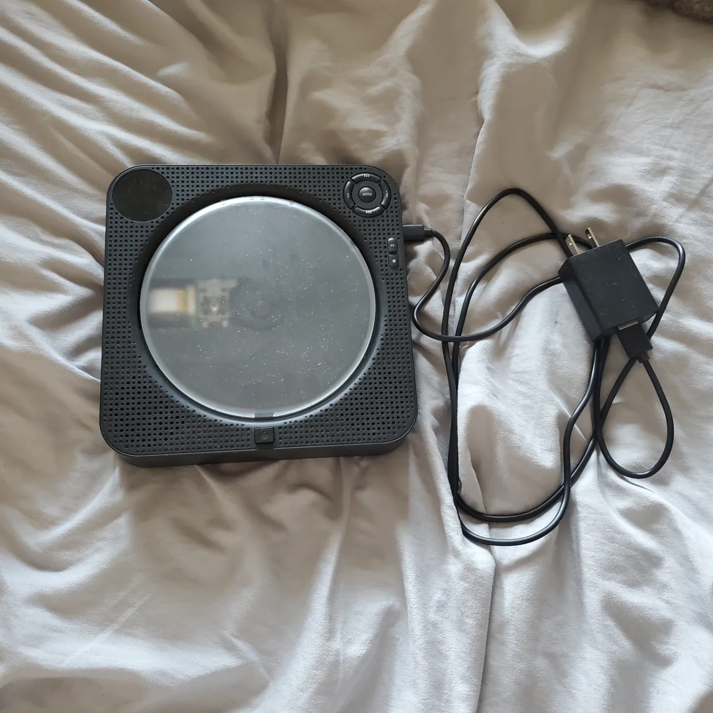 IKEA CD Player with Charger thumbnail