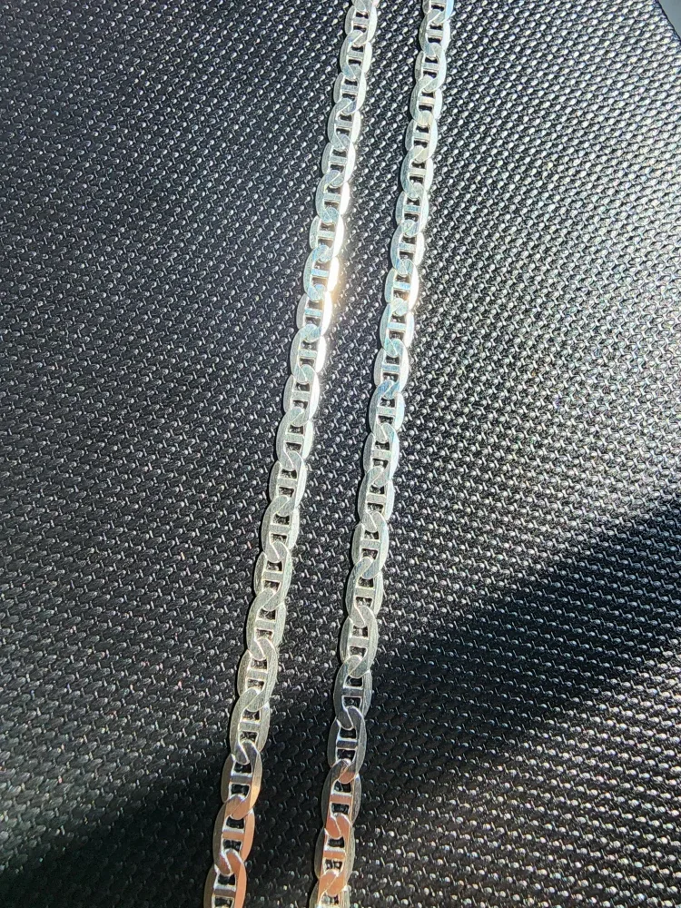 Silver Chains & Bracelet image indicator(4)