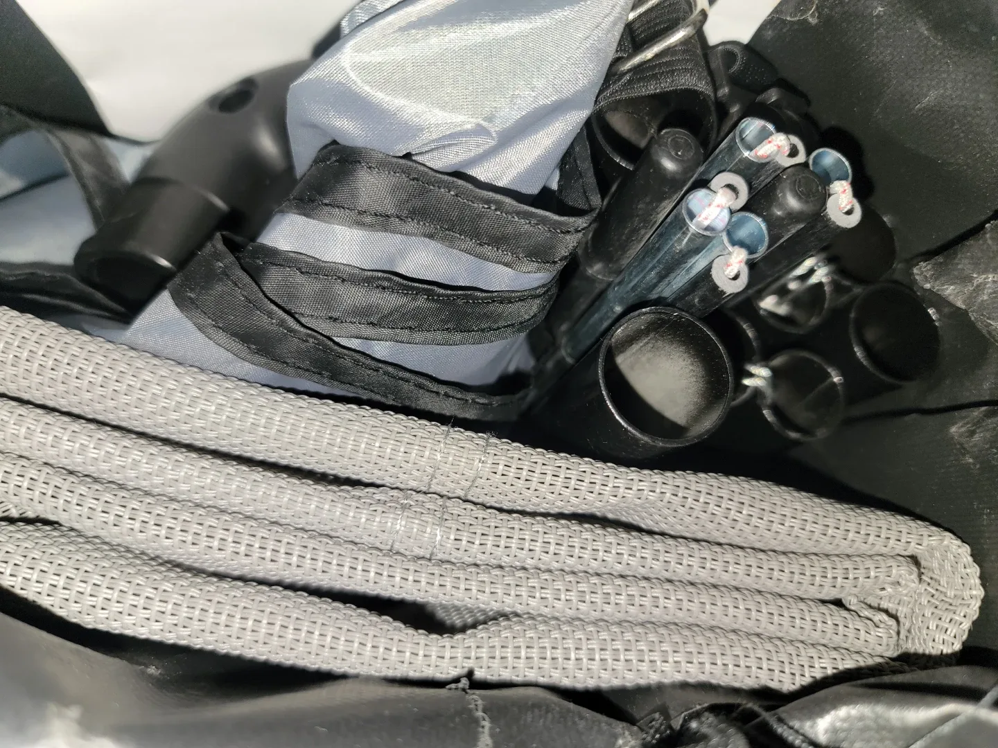 New - Elevated Dog Bed with Canopy image indicator(3)