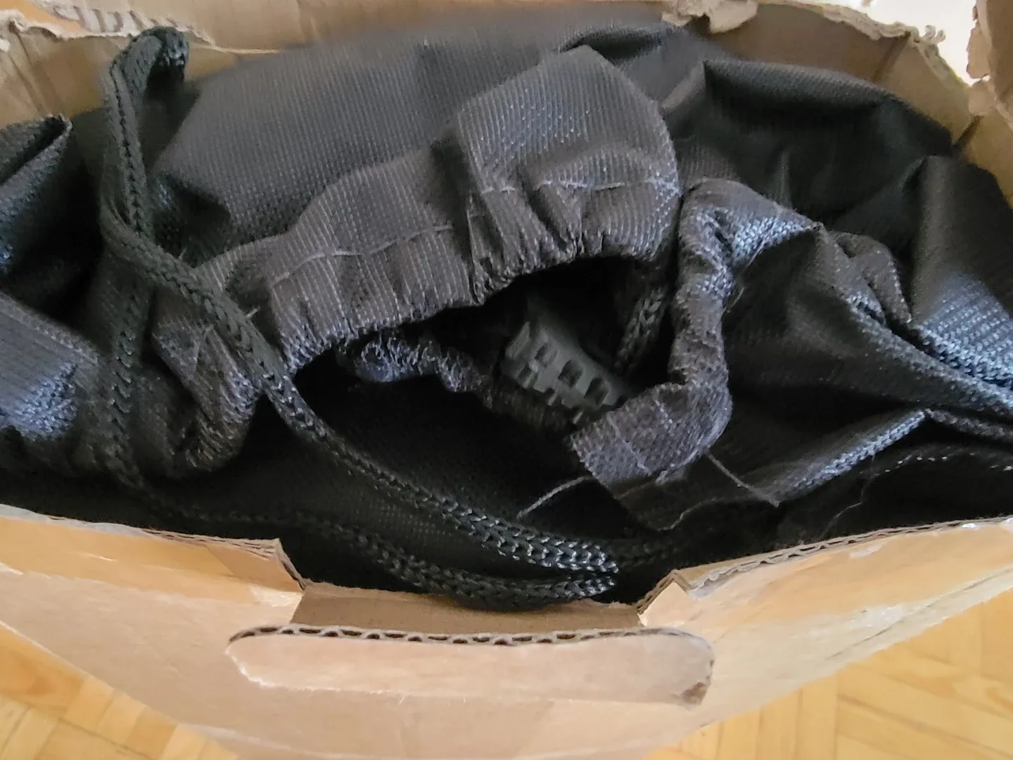 New - Elevated Dog Bed with Canopy image indicator(4)