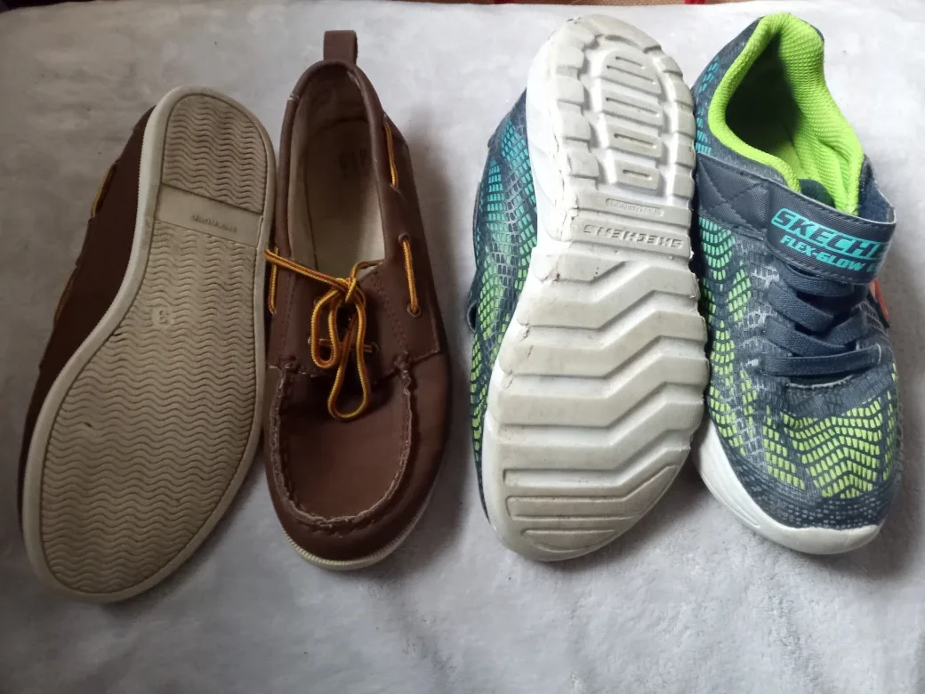 Gap & Skechers Kids Shoes - Size 3 image indicator(2)