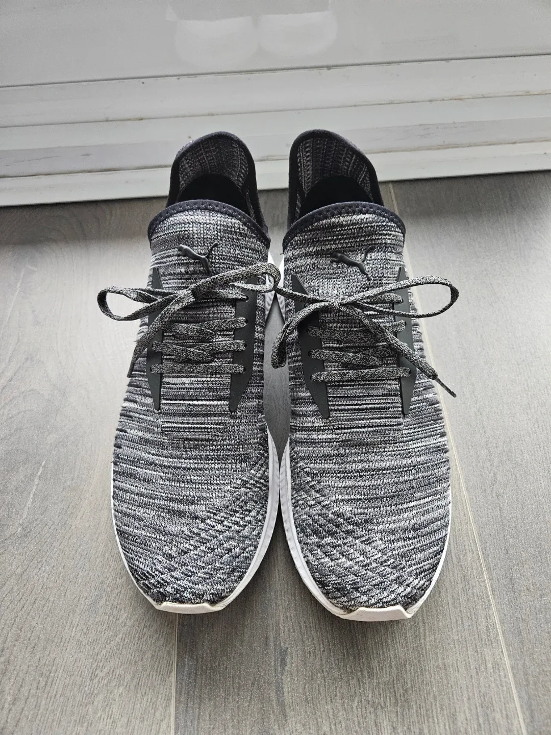 Puma Ignite Evoknit Sneakers, Size 10 image indicator(2)