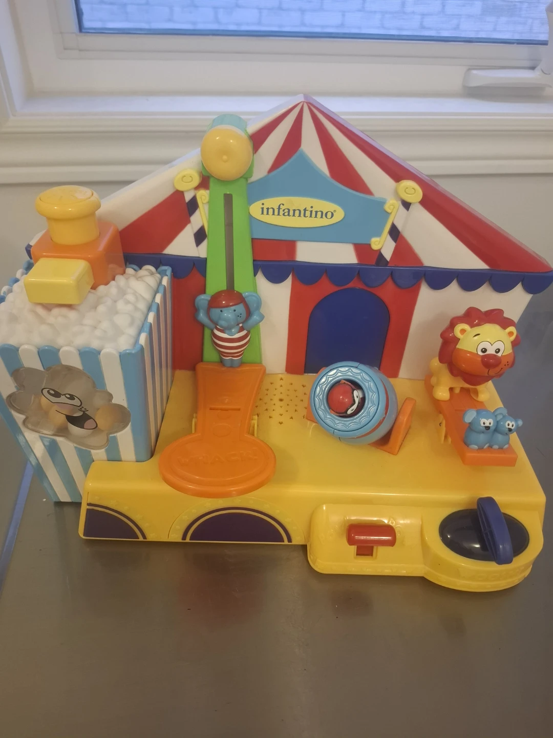 Infantino Carnival Creations Twist & Teethe Toy