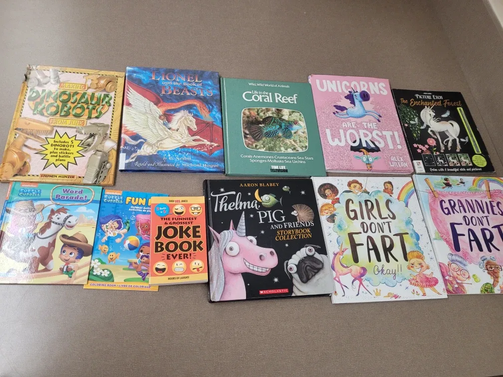 Kids' Story Book Bundle - Various Titles🥕🎯