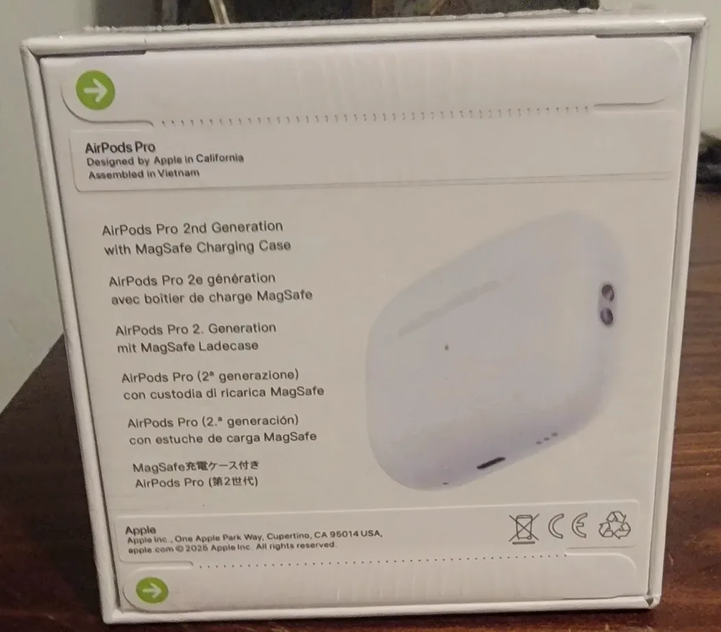 New Apple AirPods Pro (2nd generation) image indicator(7)