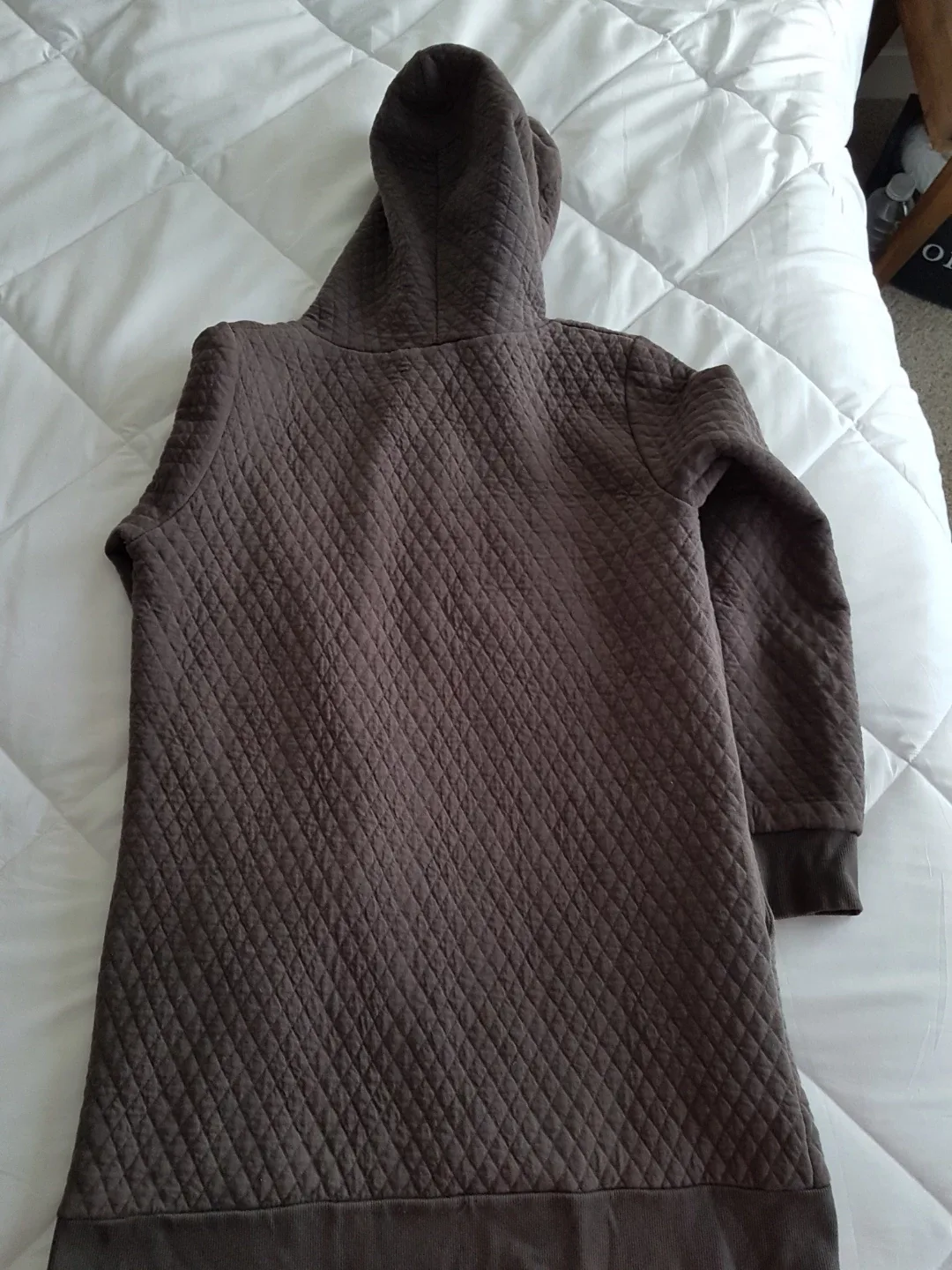 TITISEA CO. Quilted Hoodie Dress, Size L image indicator(5)