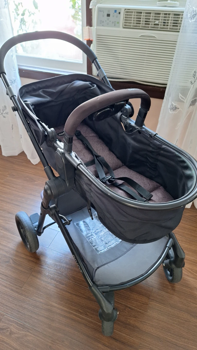 Evenflo Pivot Modular Travel System