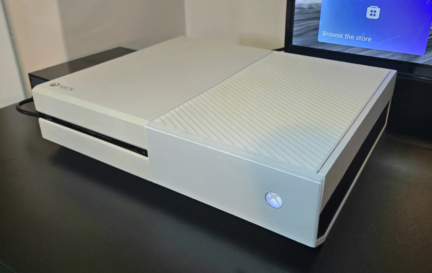 White Xbox One + Forza 5 / CLEAN + READY TO PLAY