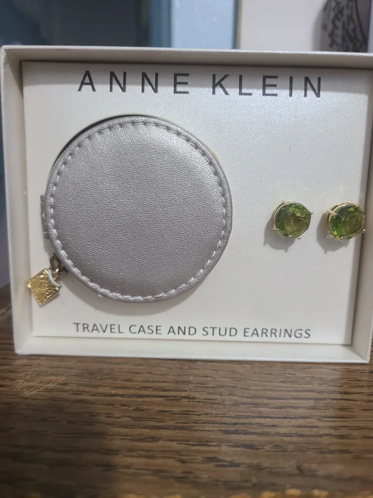 Anne Klein Stud Earrings with Travel Case - New in Box! image indicator(3)