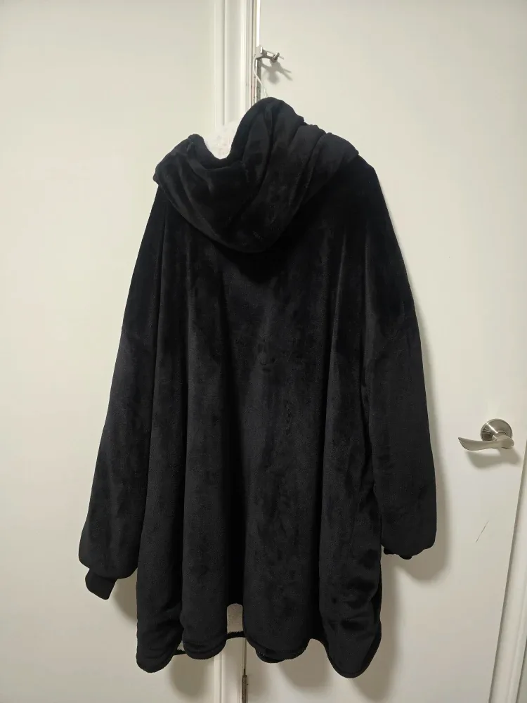 Oodie Original Hooded Blanket Extra Large Sweater - BLACK image indicator(4)