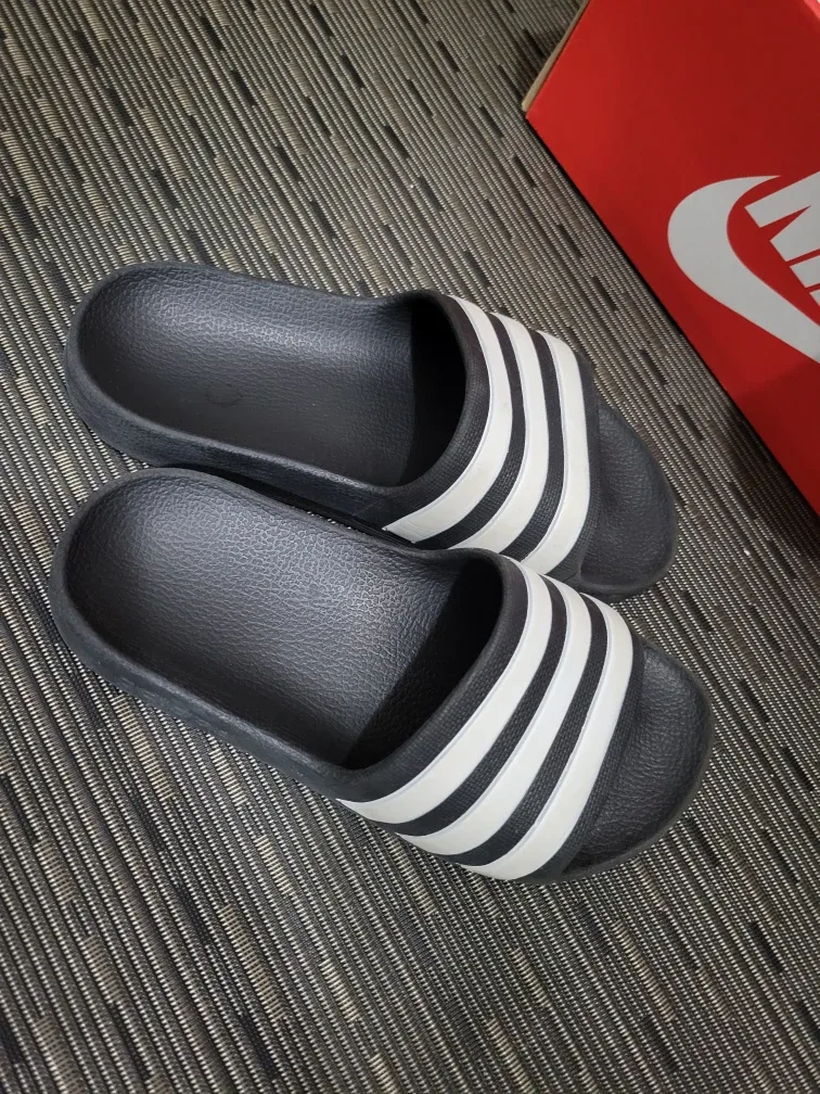 Adidas slides kids preschool - size 13K / 13C
