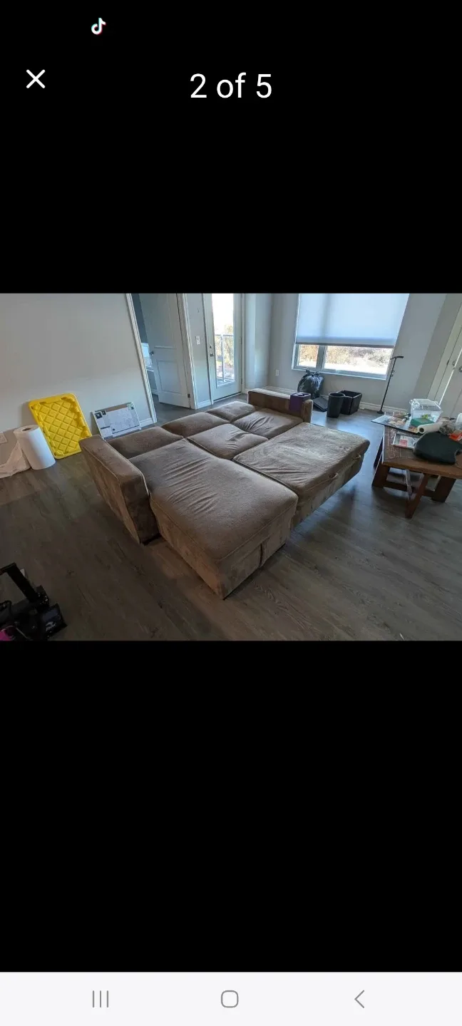 FREE DELIVERY Sectional Sofa with Chaise image indicator(3)