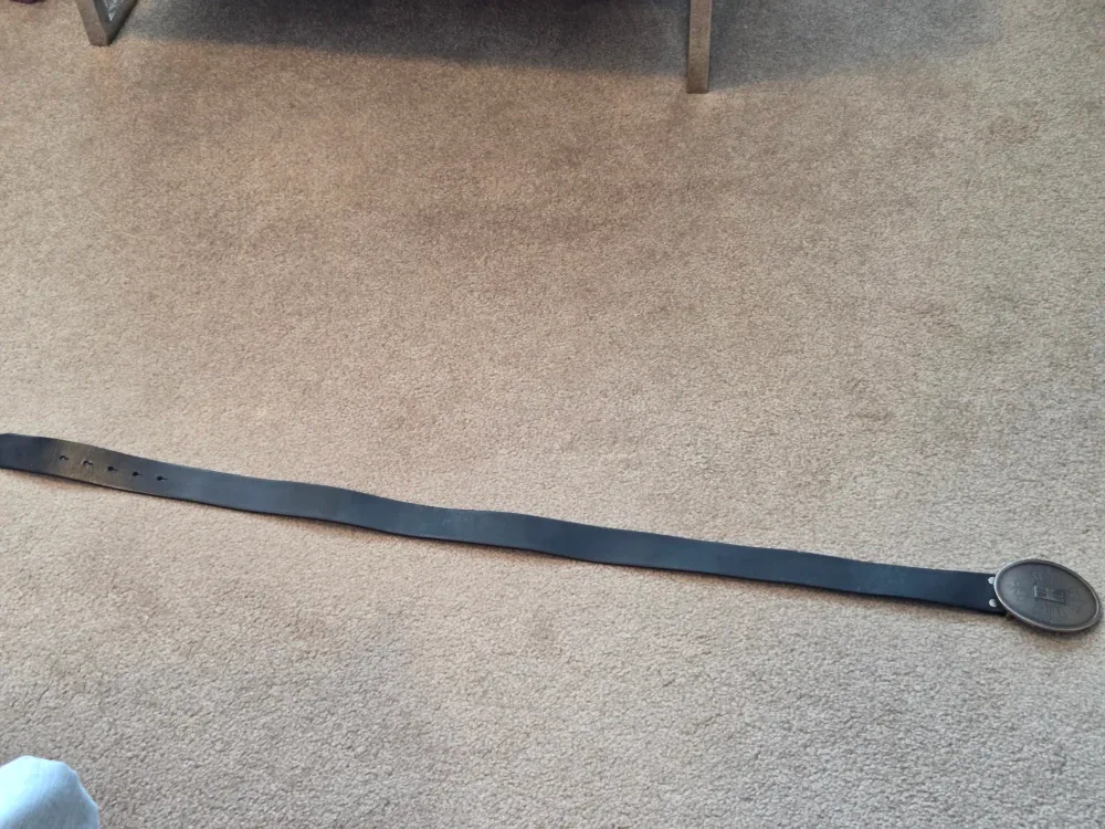 Black Leather Belt with Decorative Buckle GUESS image indicator(3)