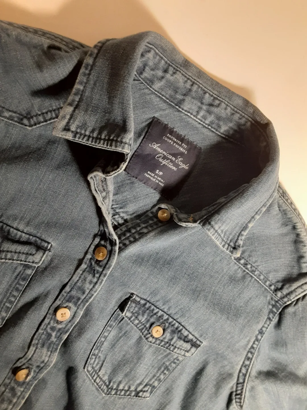 American Eagle - Long Sleeve Button-Up Shirt | S: SM