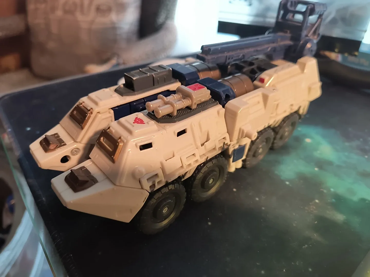 Unknown Transformers Figure image indicator(2)