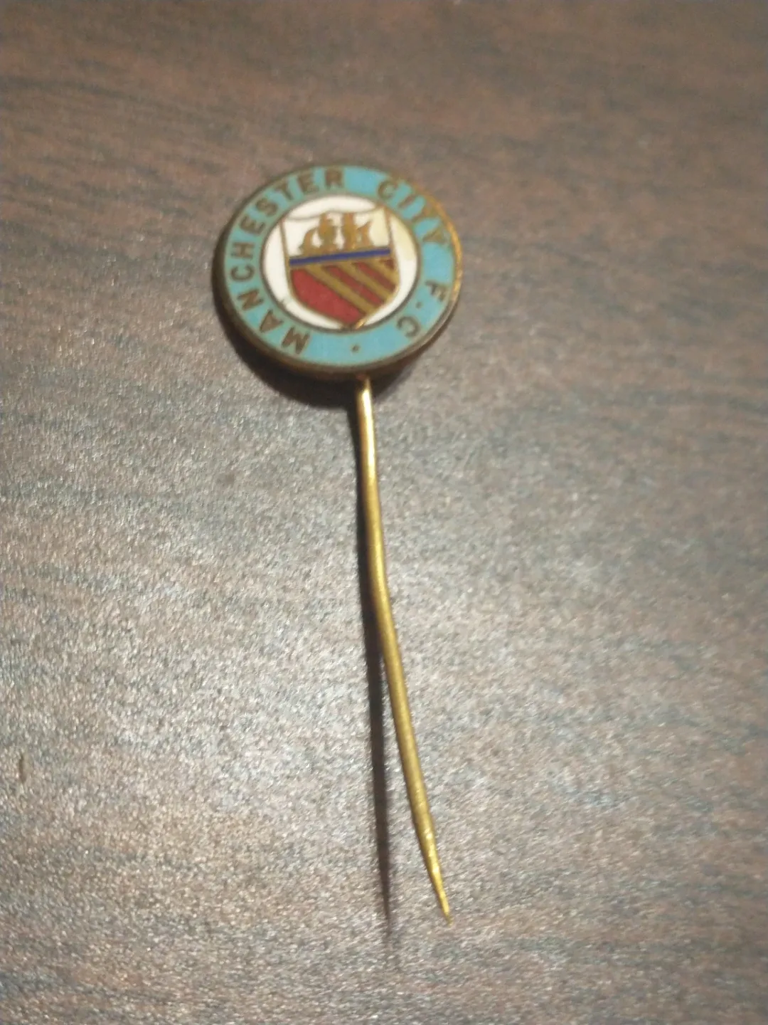 Circa 1970s Manchester City used football pin image indicator(2)