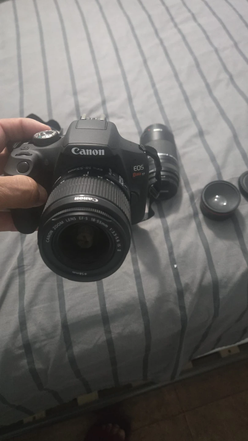 Canon EOS Rebel T7 Camera Bundle - photo 2