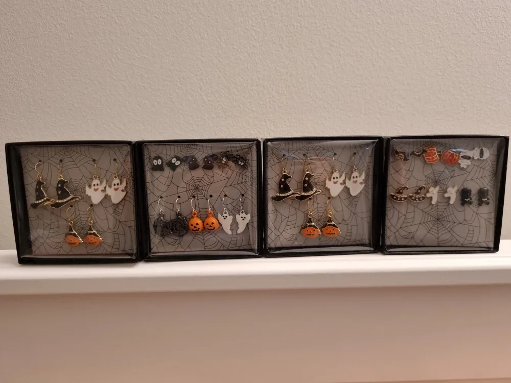 Spooky Earrings Set - New in Box!