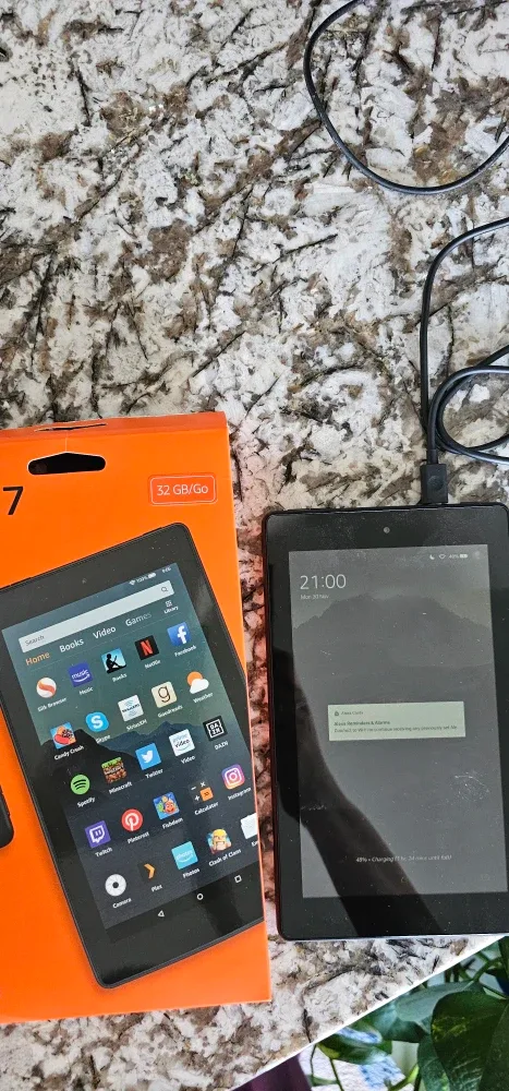 Amazon Fire 7 Tablet 32GB image indicator(2)