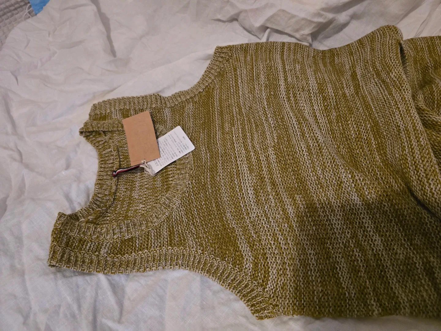 Attention Sleeveless Knit Top, Olive Green BNWT Japan image indicator(2)