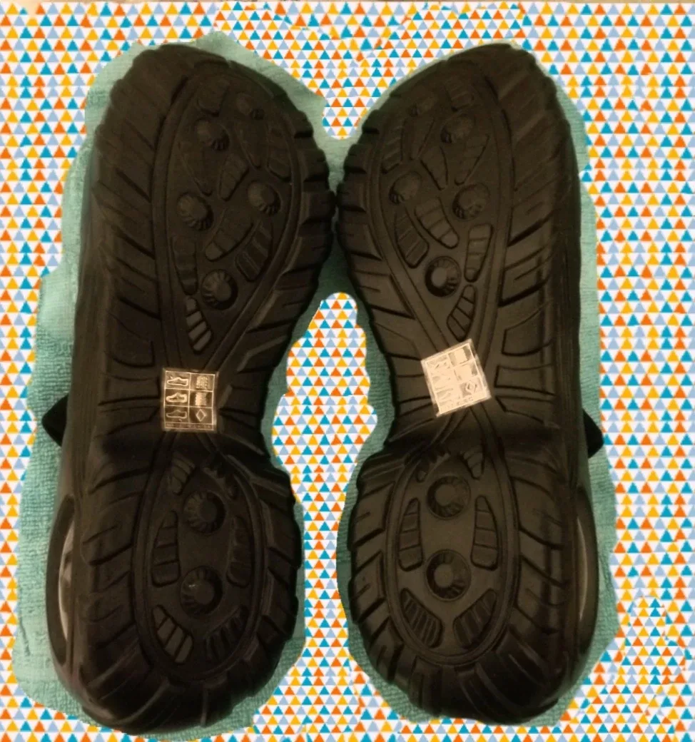 NWOT Women's Breathable Knit Chunky Shoes image indicator(4)