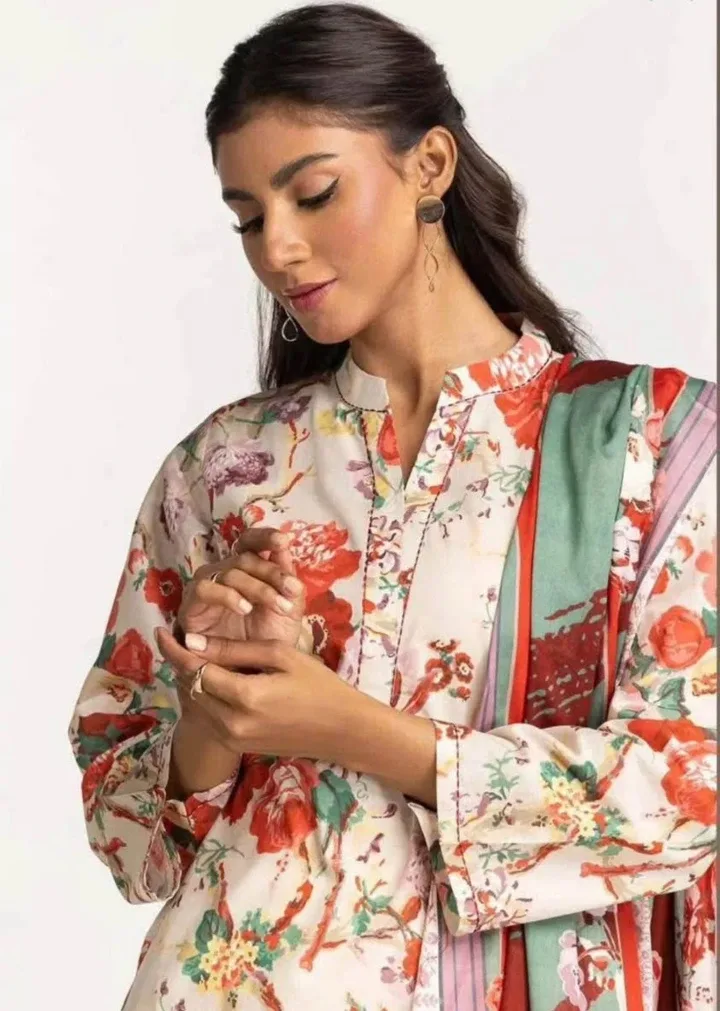 Bareeze Floral Print 3 piece suit image indicator(2)