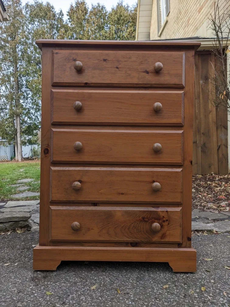 5 Drawer Tallboy Dresser in Solid Pine image indicator(10)
