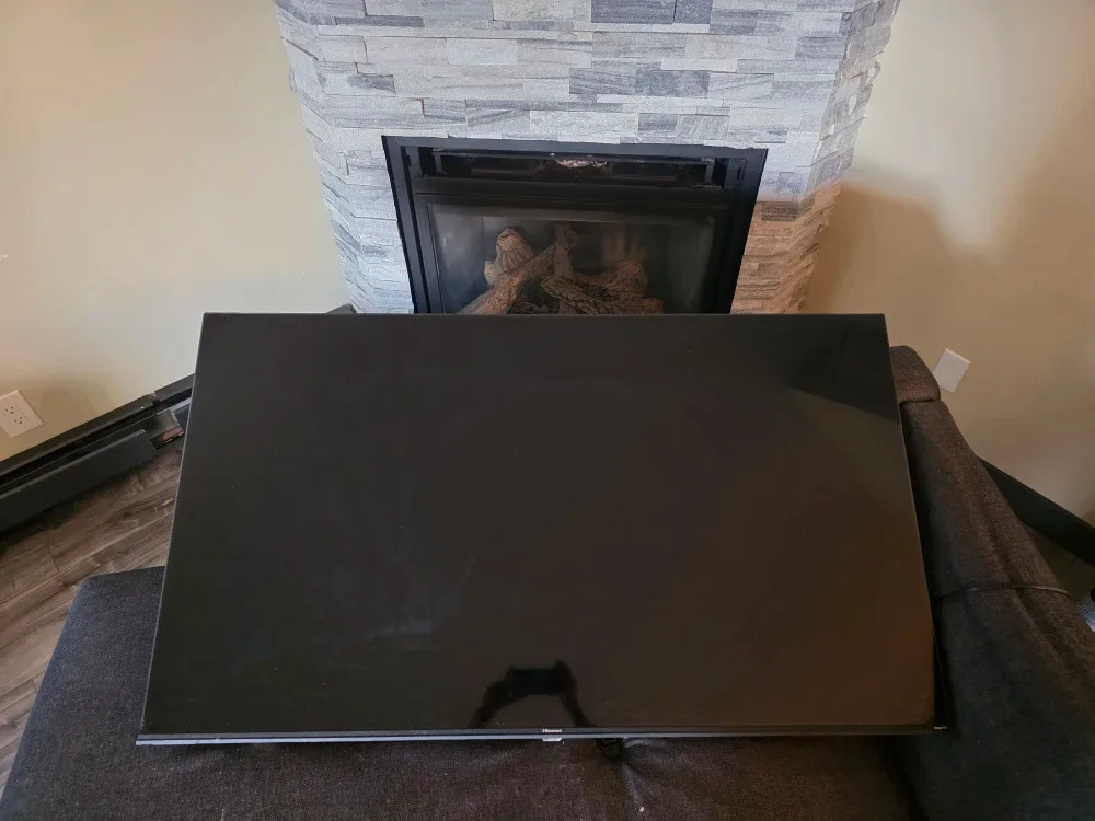 Hisense 55R63G 55" 4K UHD Smart TV